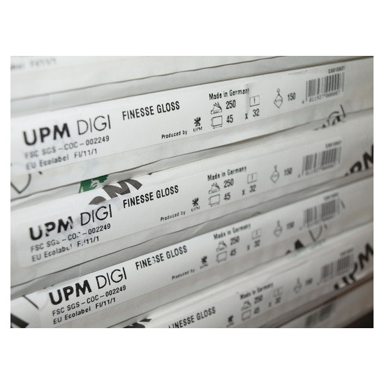 Dettaglio risme Carta UPM Digi Finesse Gloss per stampa digitale