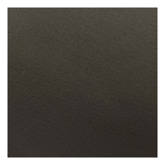 Carta Fedrigoni Tintoretto Ceylon Black Pepper – carta nero pieno e vellutato marcata a feltro con texture buccia d’arancia