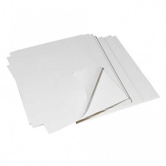 Fogli di biadesivo ad altissima tenuta per l’accoppiamento del fascicolo rilegato alle copertine rigide